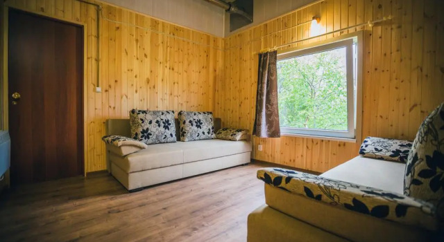 Baza otdikha Ekostrovskaya, Đặt Khách sạn Khách sạn ở Apatity bao gồm bữa sáng, Bữa sáng