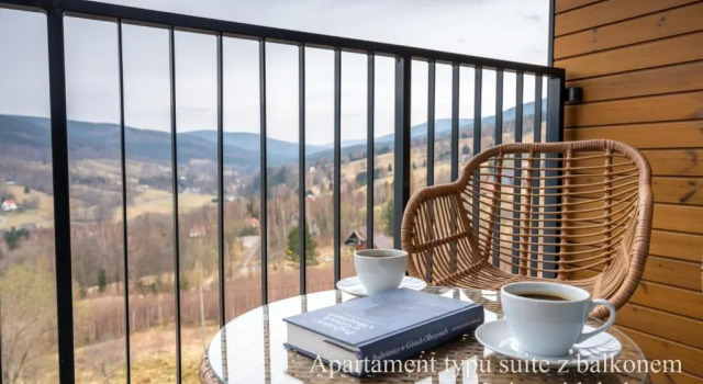 Люкс с балконом RentPlanet - IzerSKI Resort