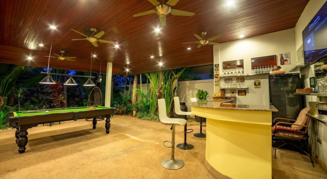 Tropical 6 Bedroom Villa Sanctuary, Забронировать Вилла Виллы Хуахин, рядом с Пляж Хуахин, Вилла