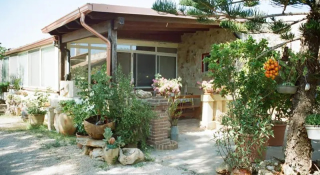 Коттедж с 3 комнатами Nepole Home Holiday