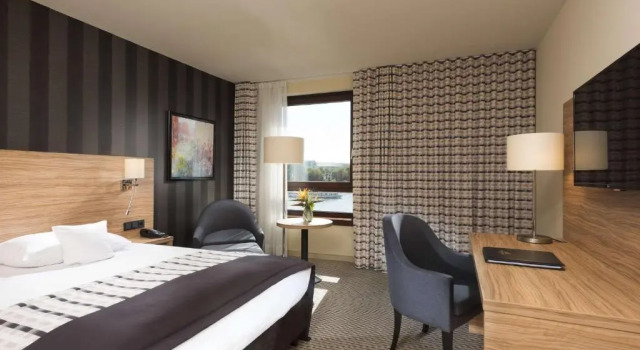 Двухместный номер Superior с видом на реку Рейн Maritim Hotel Königswinter