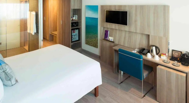 Двухместные апартаменты Superior Novotel Santos Gonzaga
