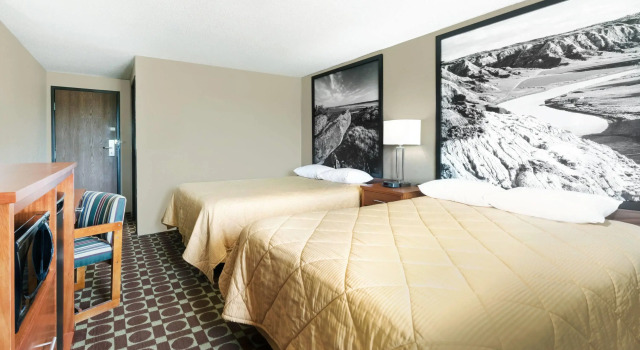 Super 8 by Wyndham Miles City, Book Mini-hotel Miles City Montana