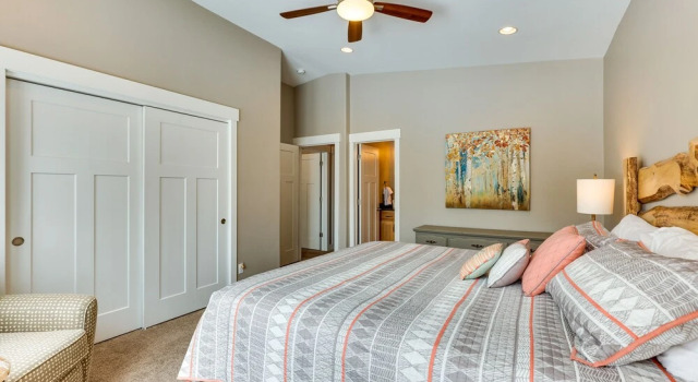 Convenient Fraser Townhome w/ Hot Tub, Near Hikes!
