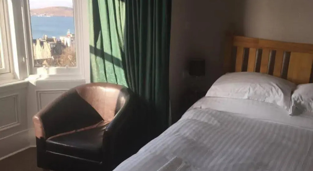 Invercloy Guest House