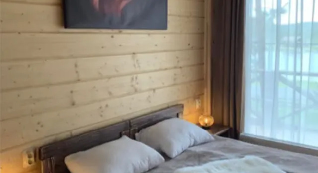 COPY Valley Sunny, Family Alley Building, 3 chalet, Book Chalet Sommerhuse i Syrostan, Hytte