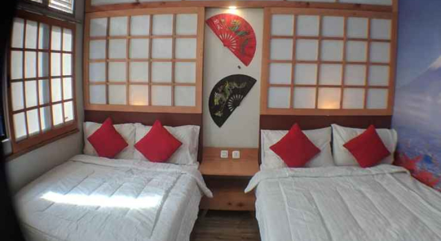 Haruka Guest House, Rezervovat Penzión Hotely v Kalimantan s parkováním, Parkování