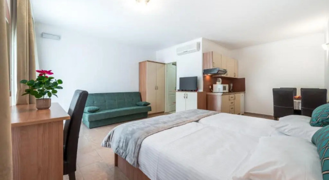 Студия Villa Lanterna