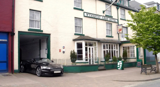 The Wynnstay, Забронировать Отель Махинллет Повис