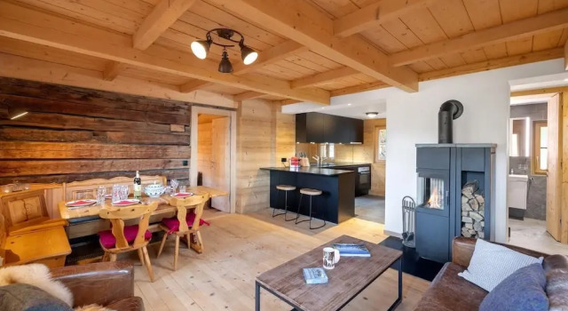 Chalet Les Aragnes Family Chalet La Tzoumaz, Prenota Chalet Hotel a Canton Vallese con parcheggio, Parcheggio