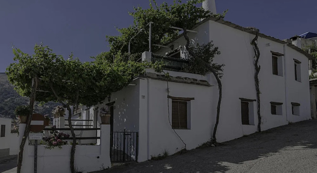 Apartamentos Rurales Las Chimeneas, Buchen Sie Ferienwohnung Capileira Alpujarras