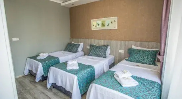 Семейный люкс с 3 комнатами Doa Suite Hotel