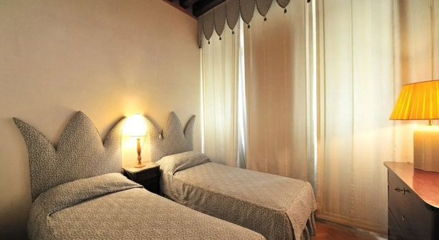Grimaldi Apartments-San Marco, Castello, Cannaregio e Rialto, Забронировать Апартаменты/квартира Апартаменты Венеции, рядом с Консульство Франции в Венеции, Апартаменты/квартира