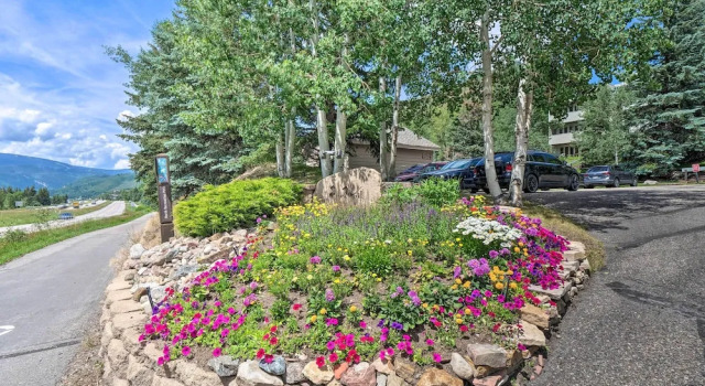 Updated Vail Home 10-Min Walk to Lionshead Village, Забронировать Апартаменты/квартира Отели Вейл с бассейном, Бассейн
