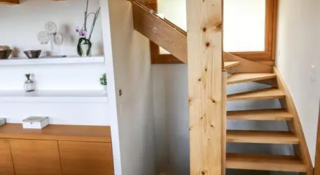 Chalet Chalet Les Roches, Prenota Chalet Hotel a Canton Vallese con parcheggio, Parcheggio
