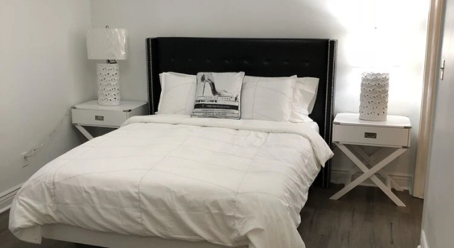 Коттедж Amazing 4BR Celebrity Villa! Sleeps 8 by YouRent!