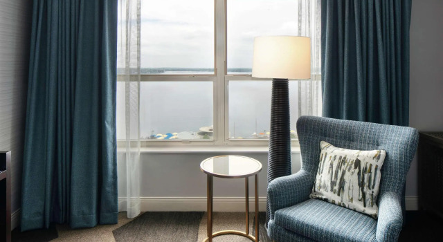 Номер Standard Hilton Madison Monona Terrace