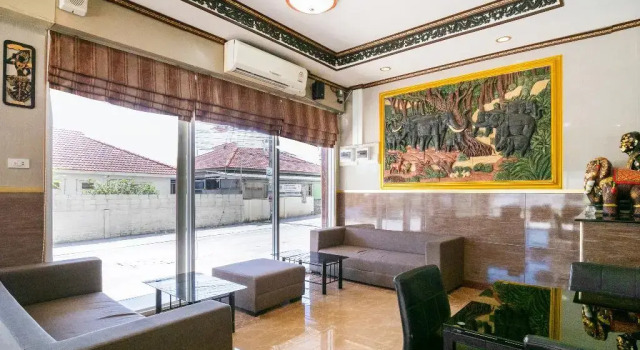 OYO 836 PK Residence