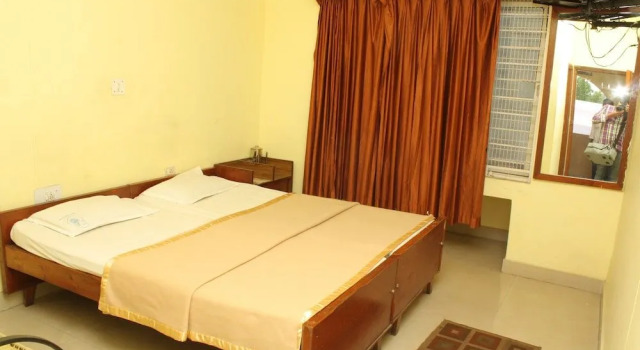 Kstdc Hotel Mayura Yatrinivas, Book Hotel Hoteller i Chitradurga med parkering, Parkering