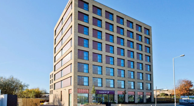 Premier Inn London Tolworth, Забронировать Отель Отели Большого Лондона с завтраком, Завтраки