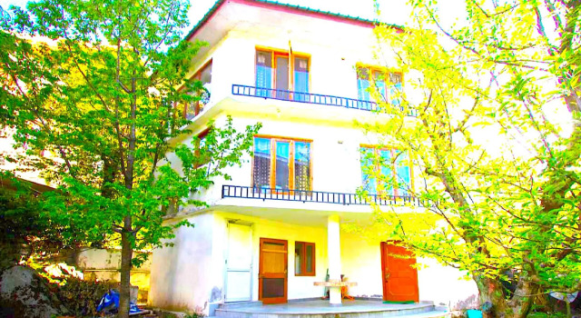 POP HOME 82259 Shashwat Homestay