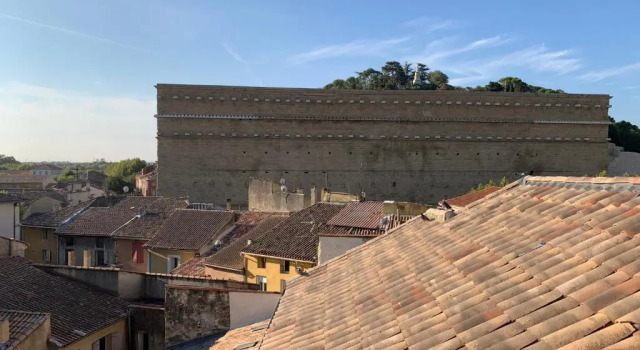 Magnifique grand appartement, Prenota Appartamento Hotel a Alvernia con parcheggio, Parcheggio