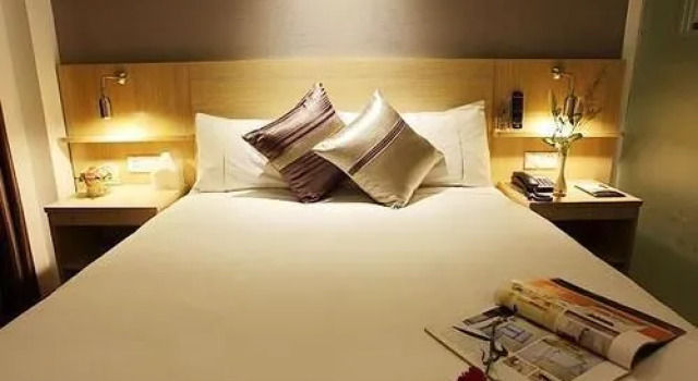 Motel 168