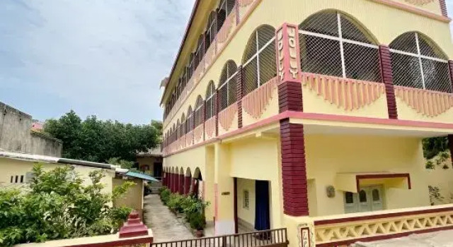 Jolly Homes, Puri - 400 Mtrs from ISKCON, Rezervovat Hotel Levné hotely v Purí