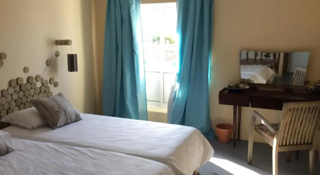 Двухместный номер Standard с балконом Marina Lounge Hostel