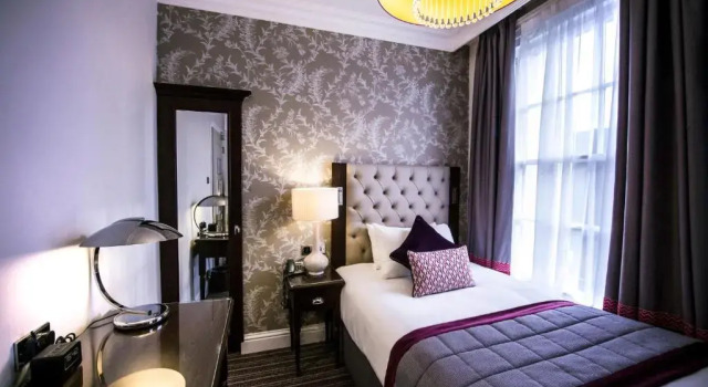 Одноместный номер Standard DoubleTree by Hilton Cheltenham-Cotswolds