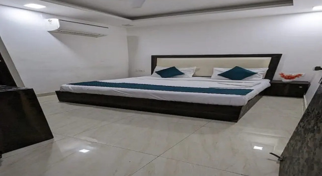 Hotel The Green Arrow, Забронировать Отель Отели Нью-Дели с парковкой, Парковка