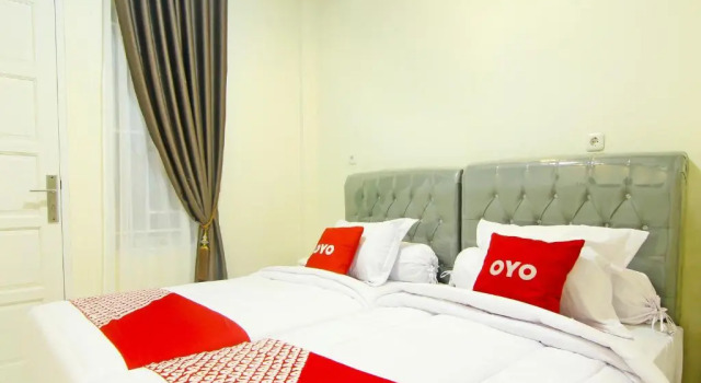 Двухместный номер Standard RedDoorz Syariah at Khalifi Guest House Padang