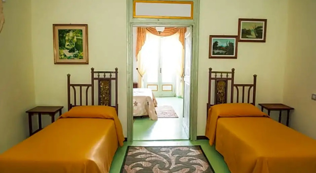 La Dimora Antica, Book Hotel Hoteller i Viggianello med parkering, Parkering