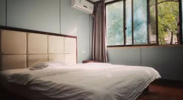 Двухместный номер Standard Xiangshan Xingyue Guest House