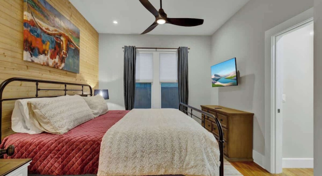 Коттедж Tolle Haus: W/pool & Firepit-walk to Schlitterbahn, Comal Chutes & Downtown!