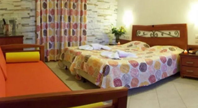 Студия Plaka Hotel II