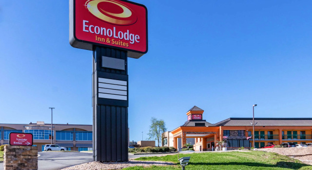 Econo Lodge Inn & Suites Macon North, Buchen Sie Hotel Macon 