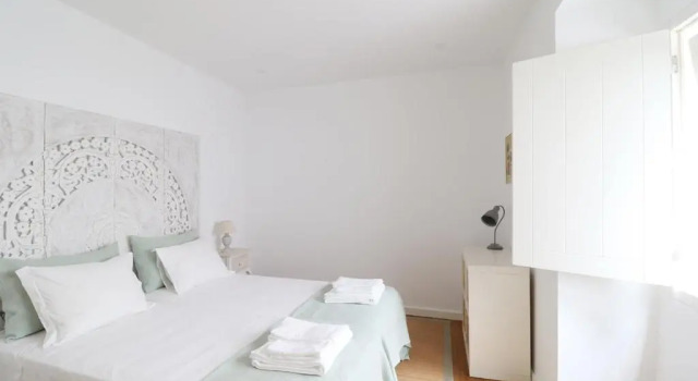 Апартаменты c 1 комнатой Downtown Charming Apartment