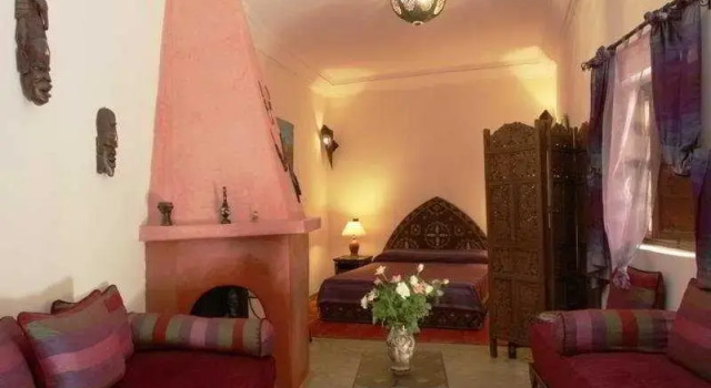 Полулюкс Standard Riad petit Karmela