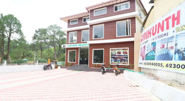 Vaikunth Resort by OYO Rooms, Забронировать Курортный отель Отели штата Химачал-Прадеш 3 звезды, 3*