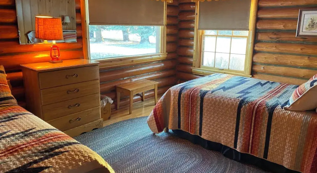 Коттедж El Western Cabins & Lodges