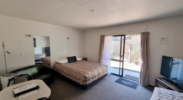 Студия ASURE Highpark Motor Inn