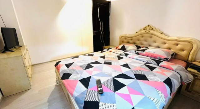 ConfortModert FLAT3 Rooms, Rezerwuj Apartament Hotele w Carpathians - Romania z parkingiem, Parking