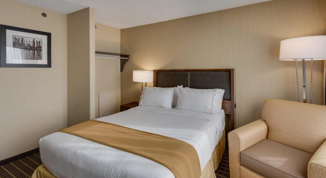 Двухместный номер Standard Holiday Inn Express Washington DC SW - Springfield by IHG