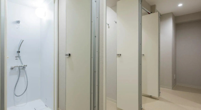 Кровать в общем номере (мужской номер) Grids Tokyo Akihabara Hotel&Hostel
