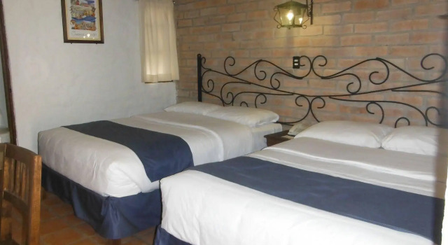 Casa Indigo Hotel, Забронировать Отель Сан-Кристобаль-де-лас-Касас Чьяпас, рядом с Central Plaza &amp; Park