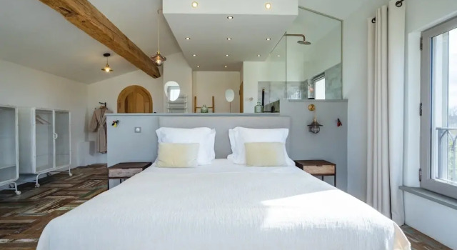 Двухместный номер Superior с балконом и с частичным видом Mas du Couvin, maison dhôtes en Camargue