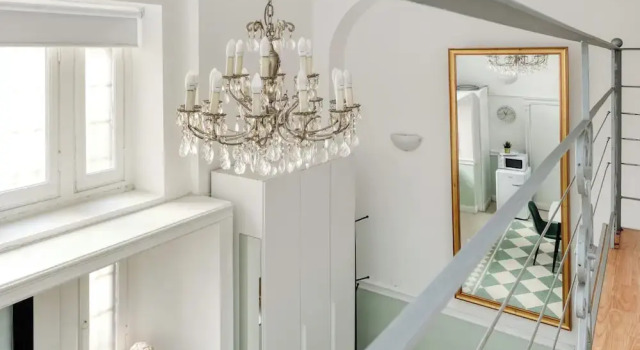 JOIVY Lovely loft near the city centre, Book Hotel Milan Lombardy