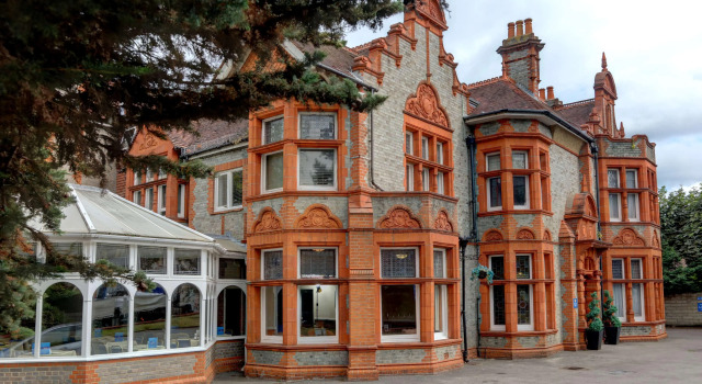 Sure Hotel by Best Western Reading