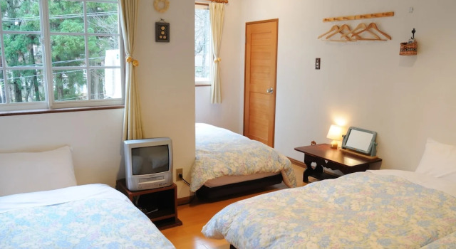 Четырёхместный номер Standard Pension Alps Hakuba